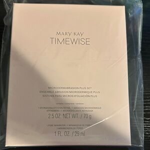 Mary Kay TimeWise Microdermabrasion Plus Set